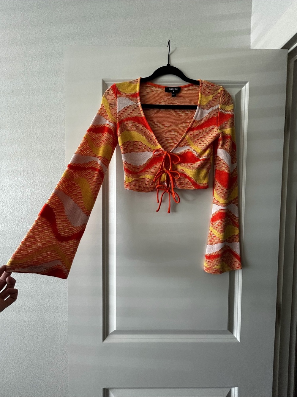 NGOrder Orange Flare Sleeve Tie Front Crochet Crop Top